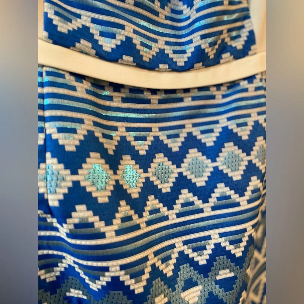 Belle Badgley Mischka Sleeveless Dress, size 12 White Blue Geometric - Picture 4 of 8